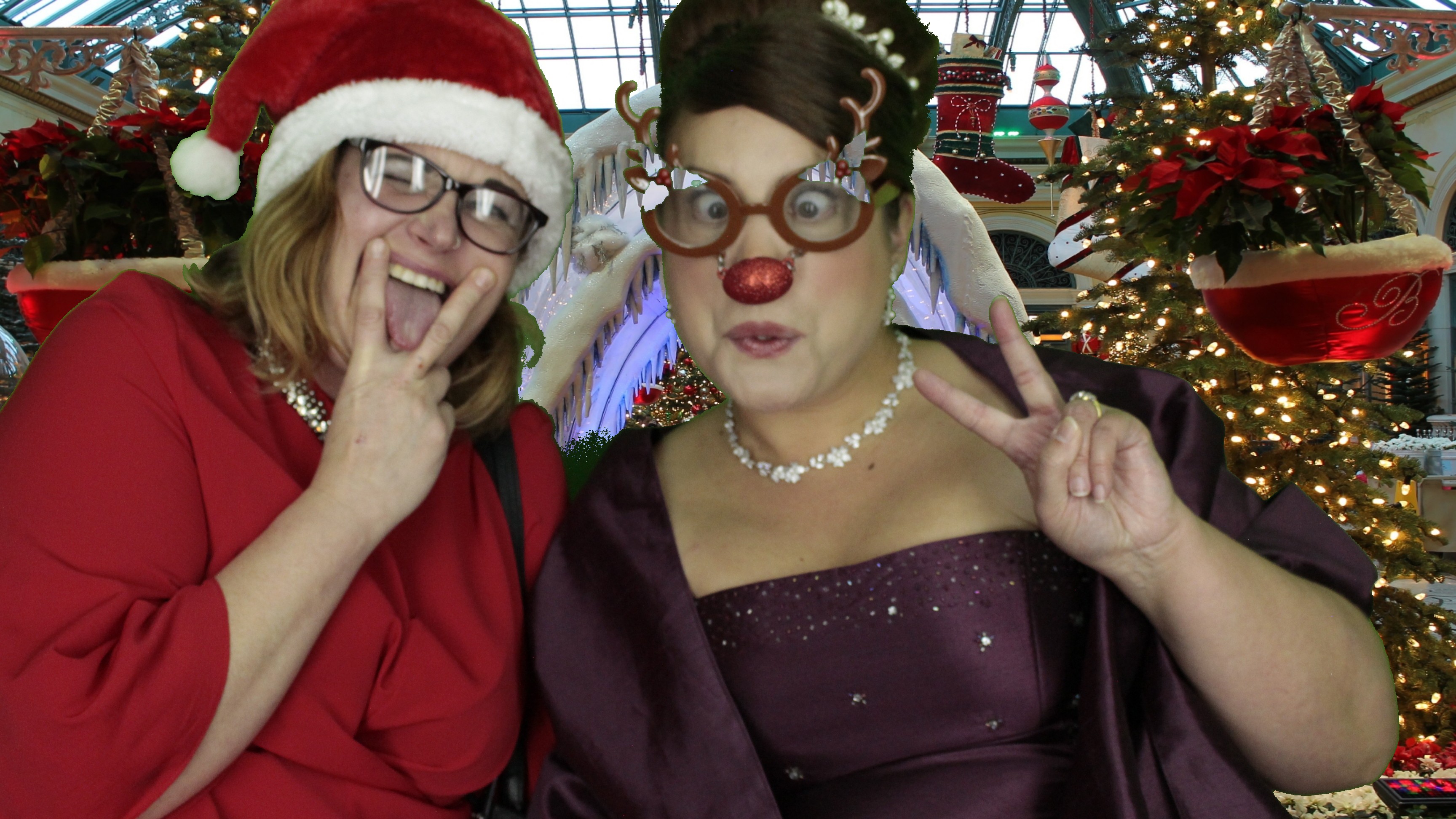 Portsmouth Water Christmas Party | View more photos from the event at gallery.myphotoboothexperience.co.uk/u/MyPhotoBoothExperienceLtd/Portsmouth-Water-Christmas-Party